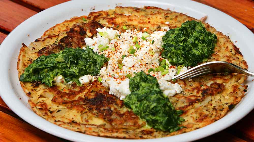 Buchweizencrêpes mit Spinat & Feta