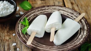 Kokos Poptails mit Malibu Rum