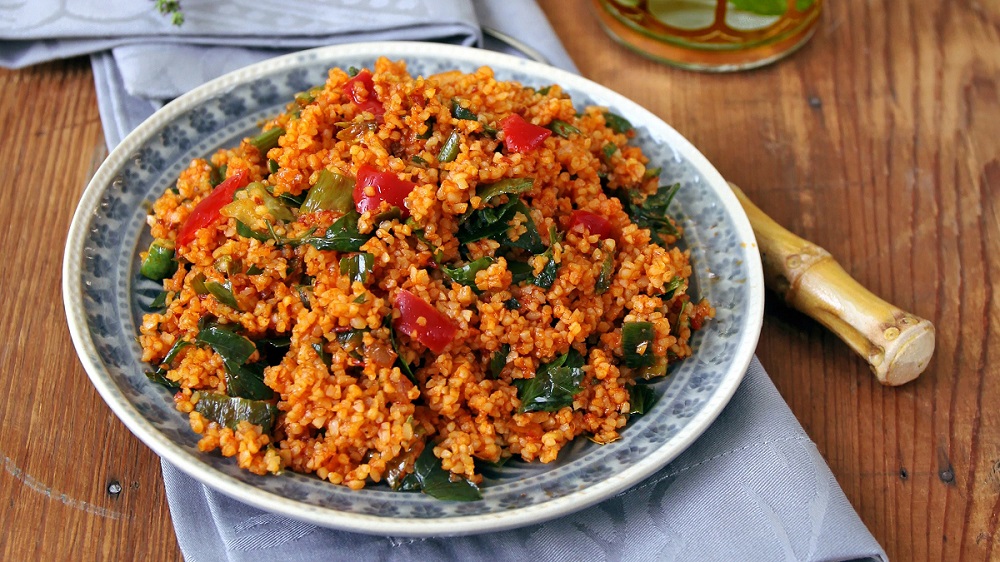 Couscous-Salat mit Tomate