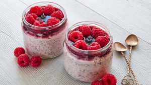 Chia Pudding mit Beeren