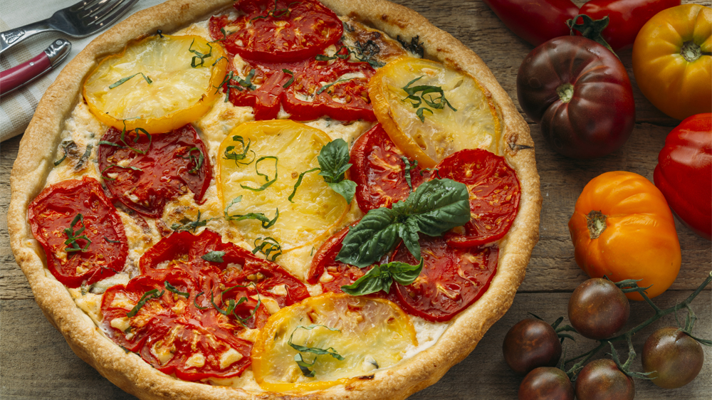 Vegetarische Quiche mit Tomate