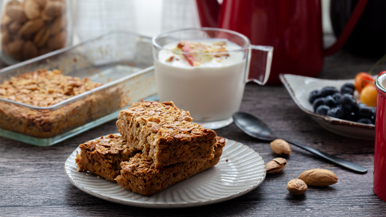 Baked Oatmeal, Baked Oats auf Teller