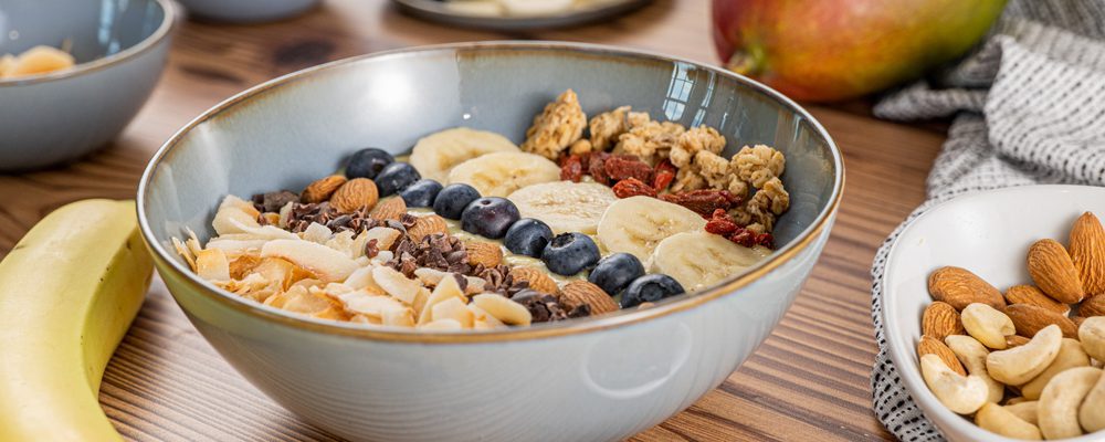 Mango-Smoothie-Bowl