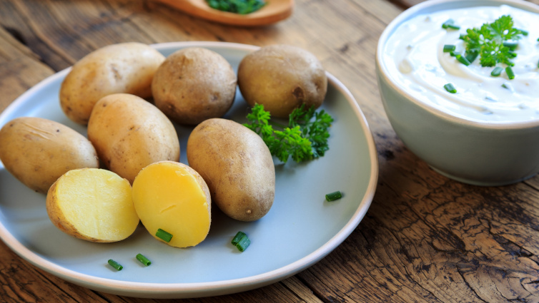 Pellkartoffeln mit Quark